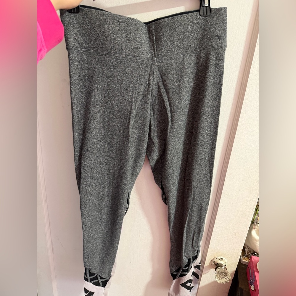 PINK Victoria's Secret Gray Yoga Leggings